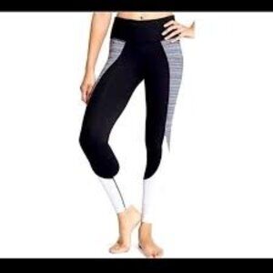 Athleta Women's  Colorblock Athletic Leggings Size S Black White Gray Mid rise